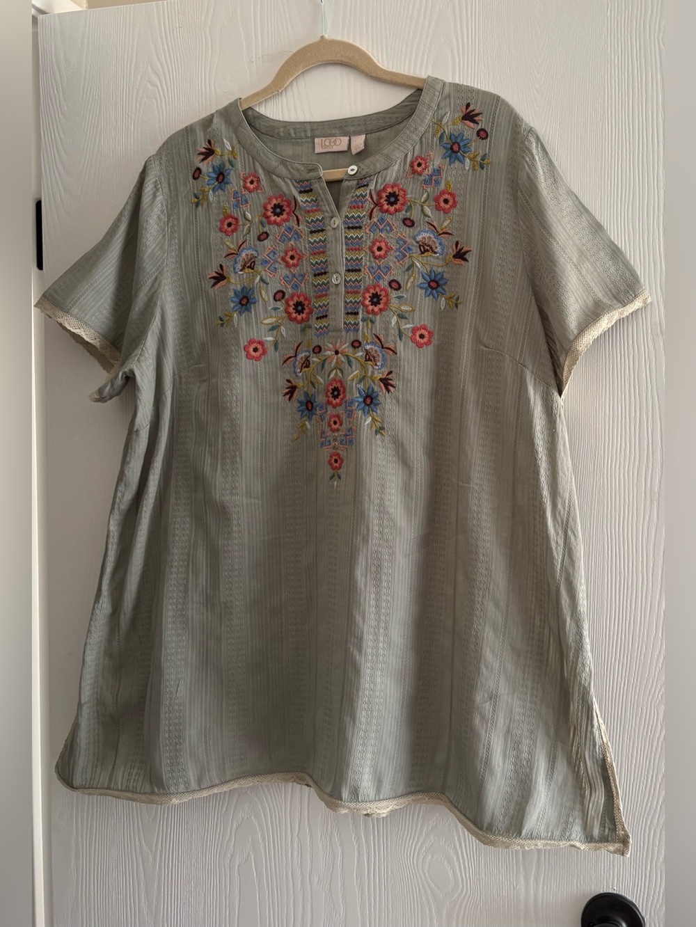 Logo lightweight short sleeve 100% cotton tunic top with stunning embroidery XL - Picture 2 of 7